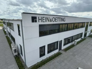 02-Fassadenbeschriftung